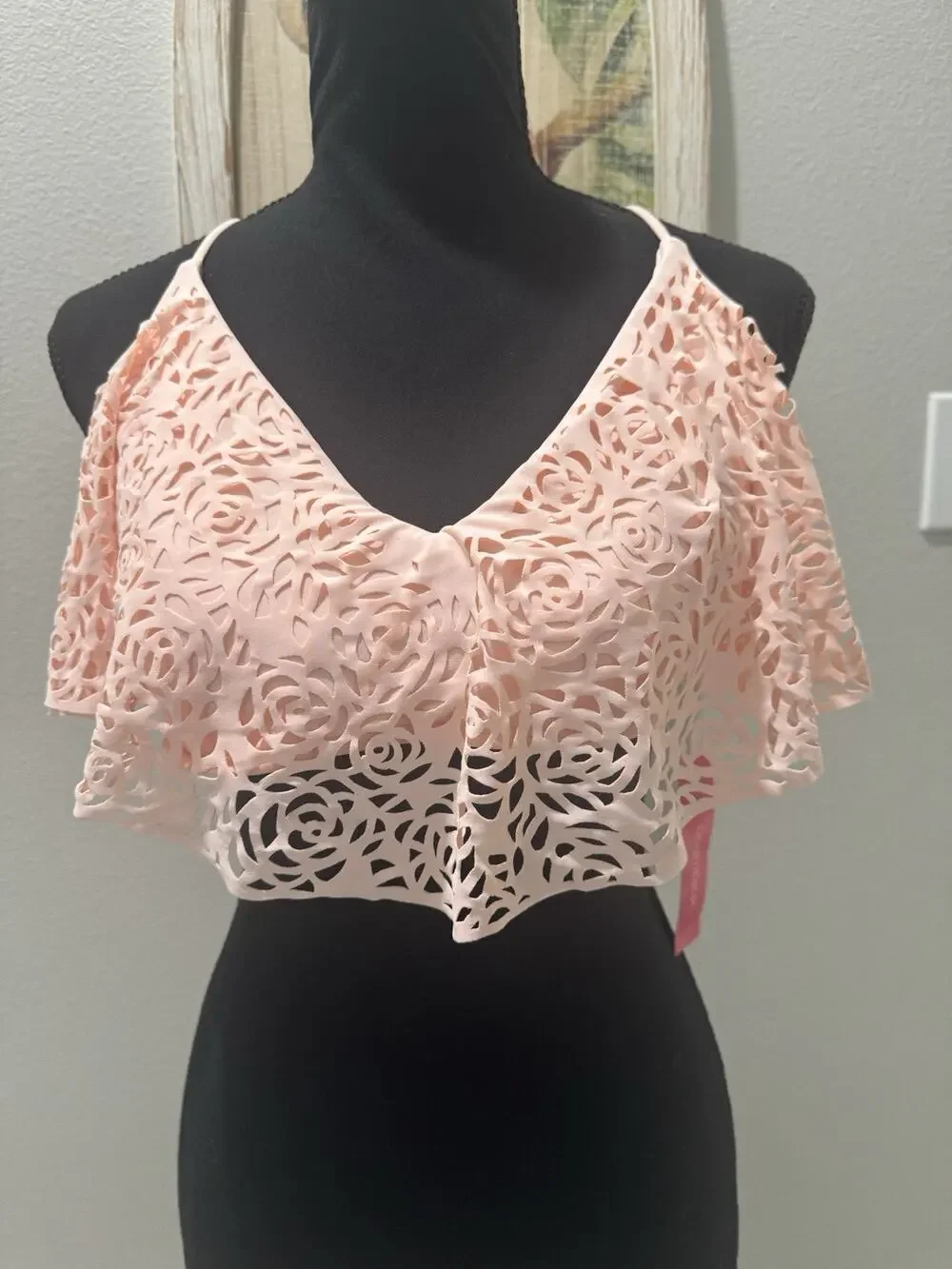 New Stunning Cut Out Pink Roses Swim Top Xhilaration Women's Sz XL